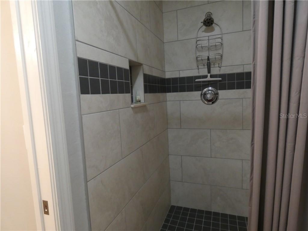 8735 Olde Hickory Ave #8101 Property Photo 12