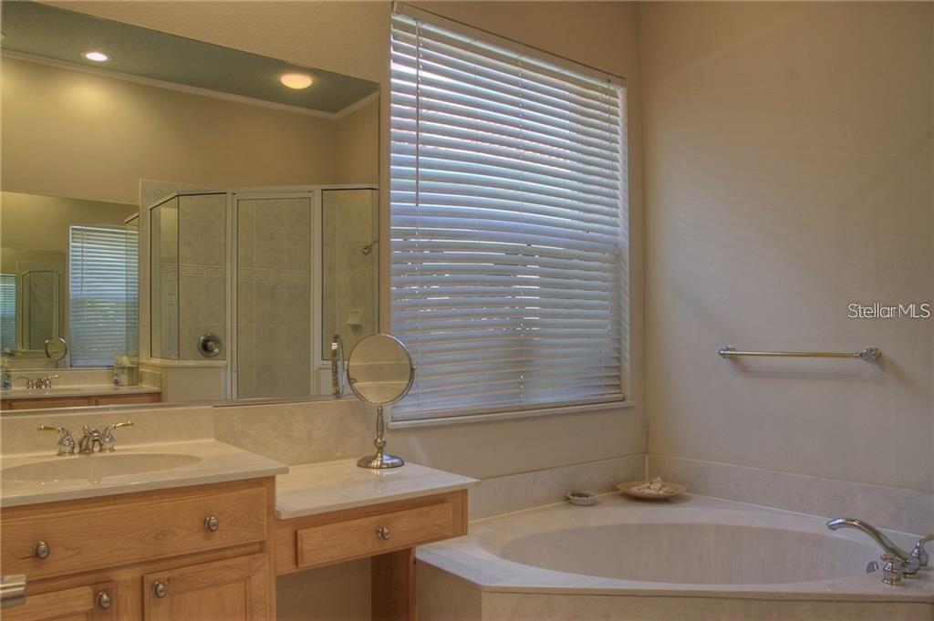 7348 Stanhope Ct Property Photo 15