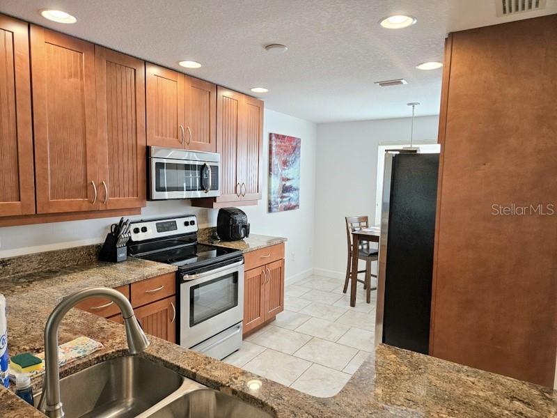 6618 7th Avenue Cir W #1404 Property Photo 2