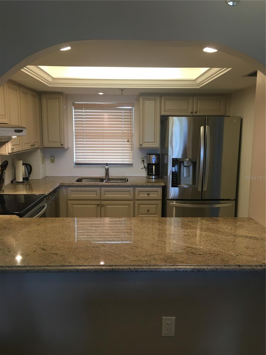 A4516111 Property Photo 3