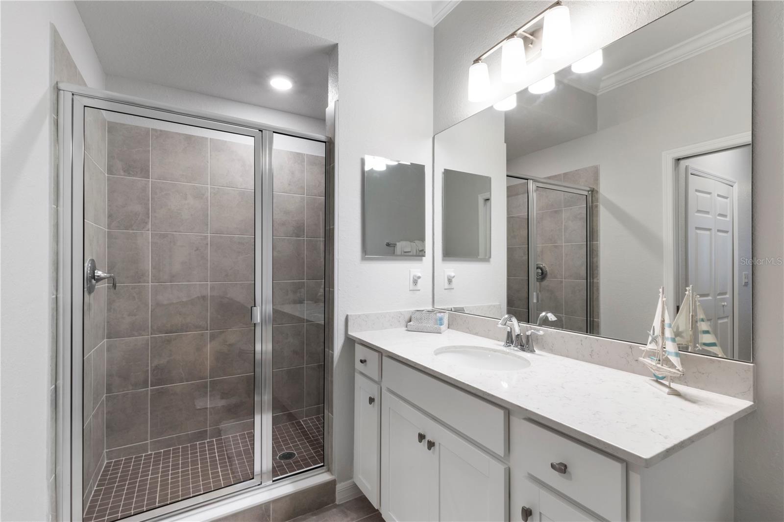 18008 Gawthrop Dr #402 Property Photo 20