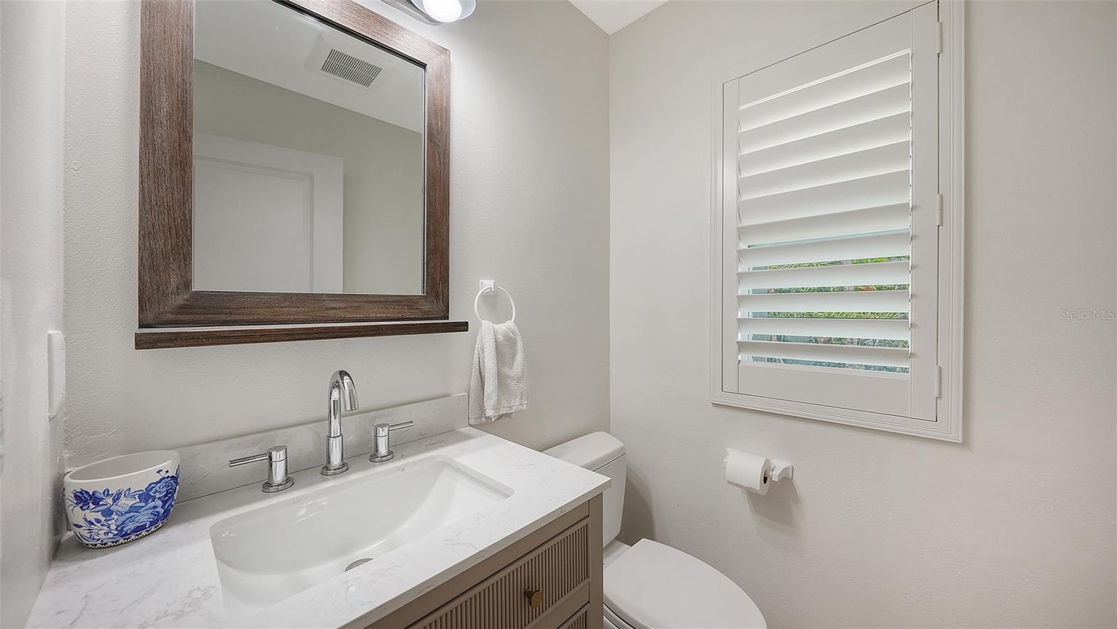 3708 Sandspur Ln Property Photo 25