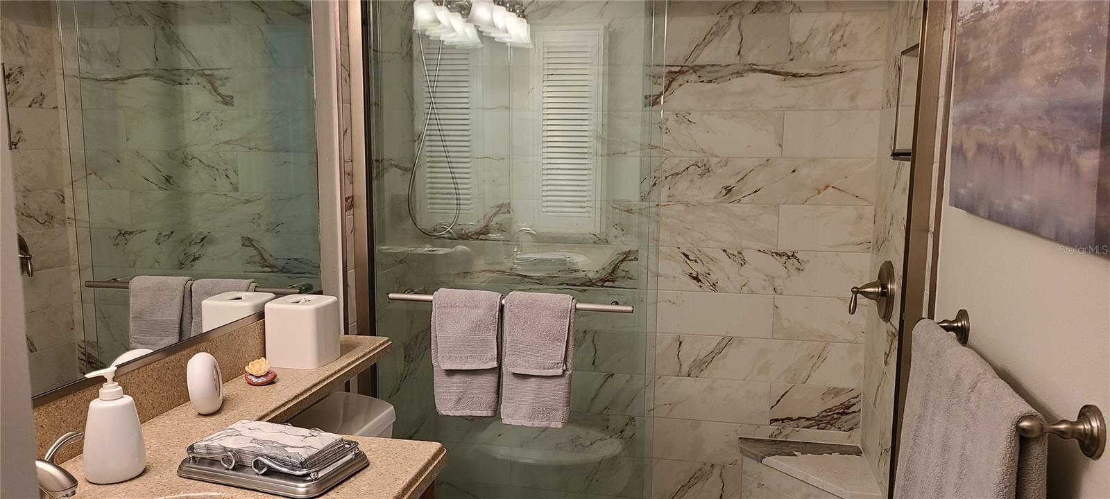 1250 N Portofino Dr #102mar Property Photo 3