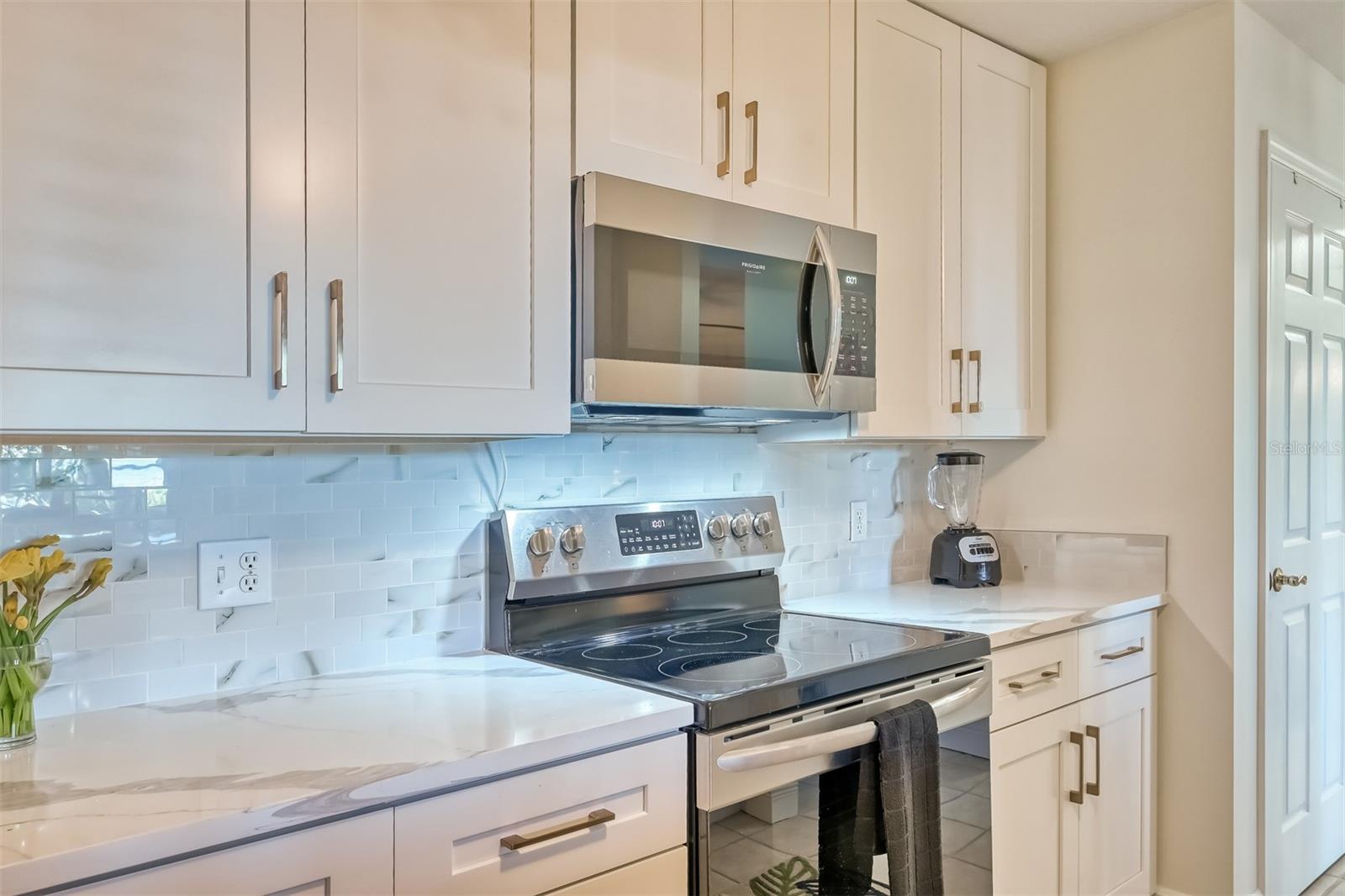750 N Tamiami Trl #205 Property Photo 17