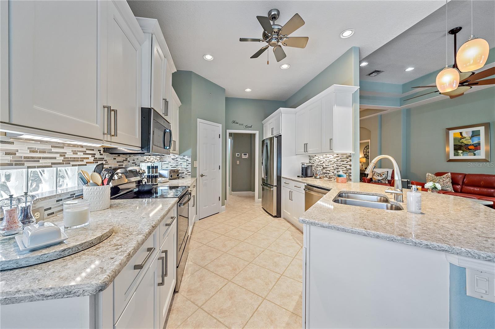354 Melrose Ct Property Photo 13