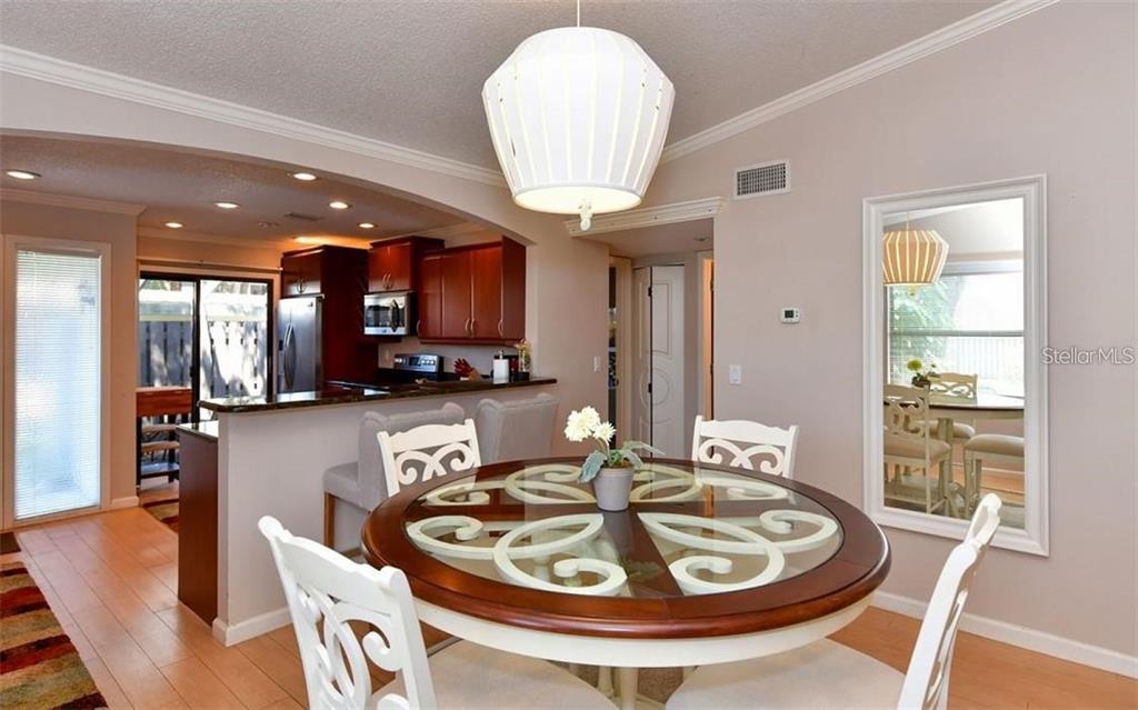 A4529284 Property Photo 15
