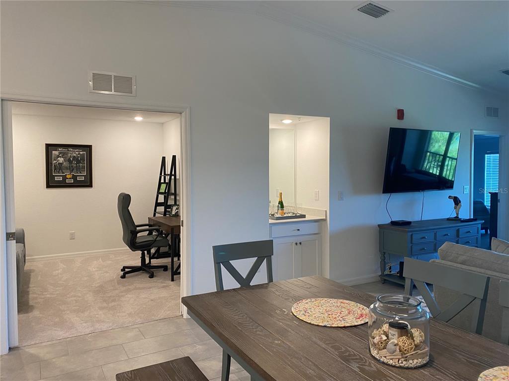 5664 Palmer Cir #202 Property Photo 16