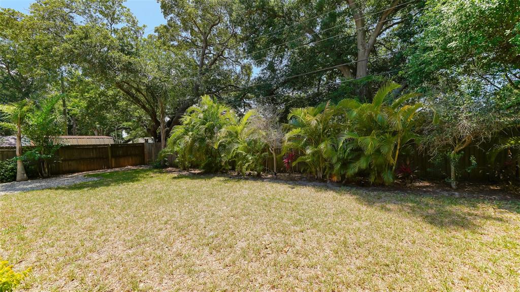 2520 Tami Sola St Property Photo 49