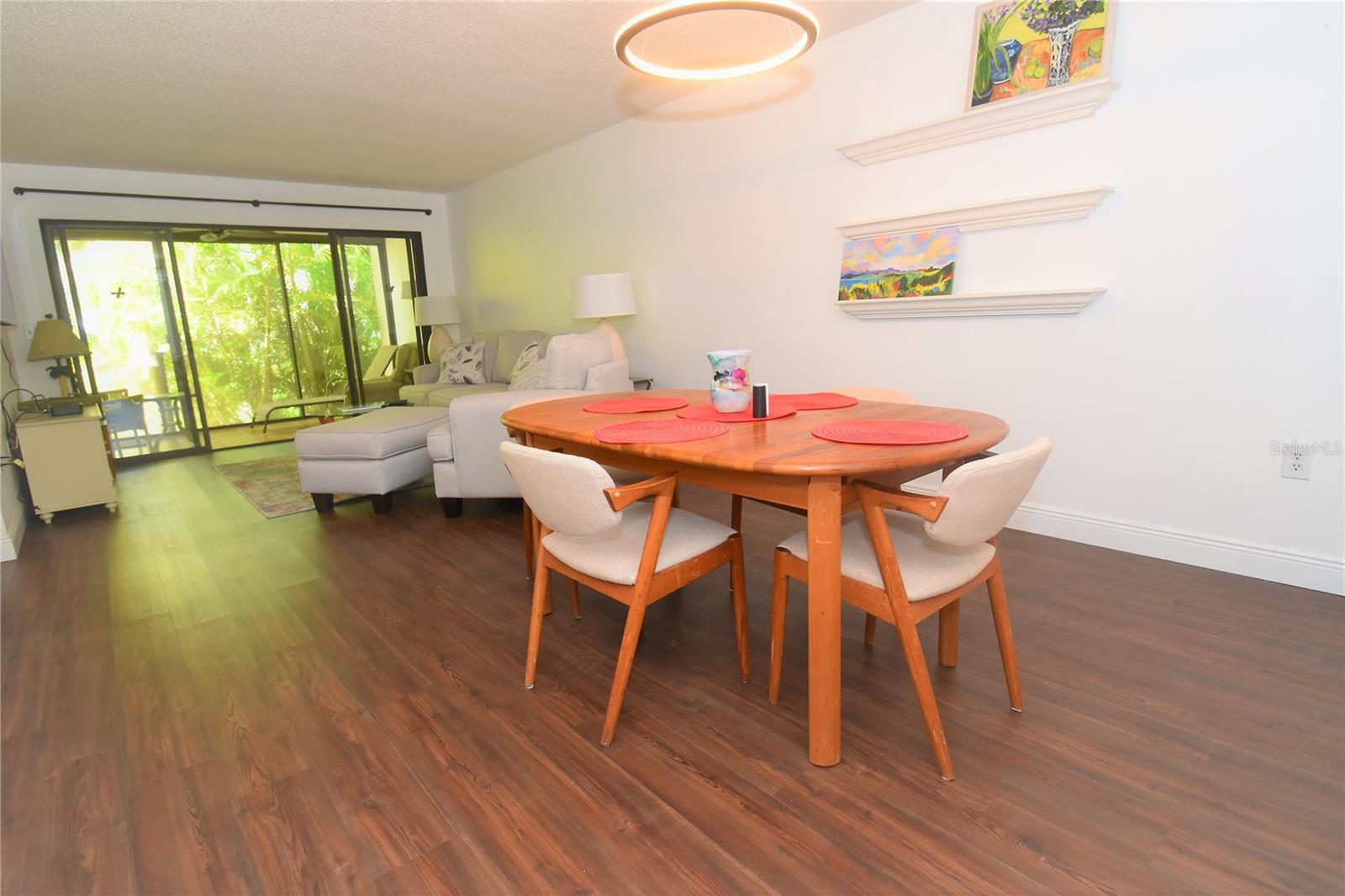 1647 Brookhouse Ct #br145 Property Photo 6