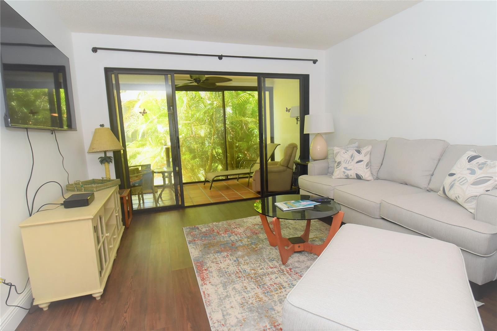 1647 Brookhouse Ct #br145 Property Photo 7