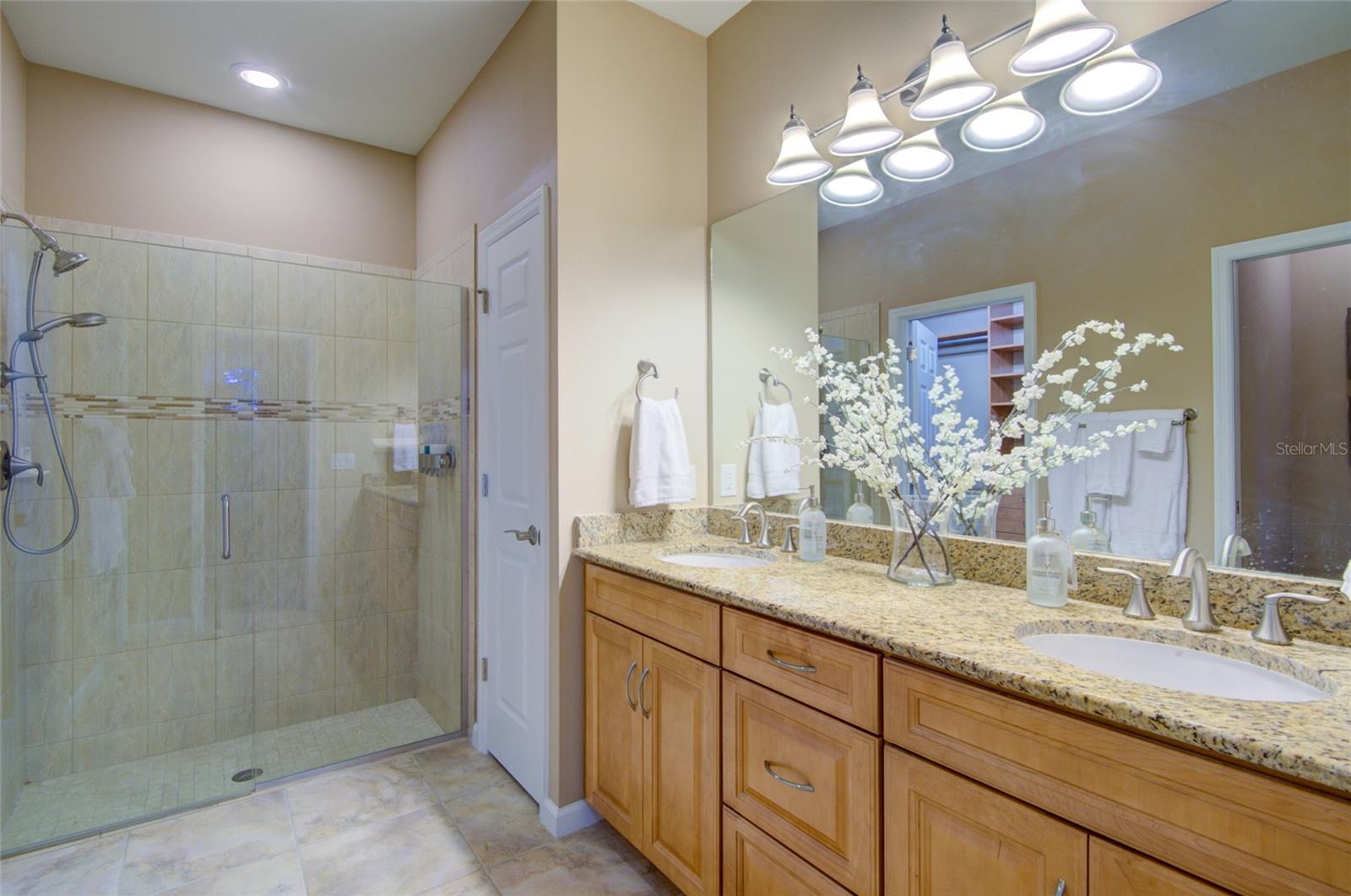 12232 Marsh Pointe Rd Property Photo 10