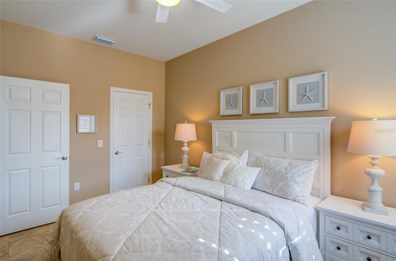 12232 Marsh Pointe Rd Property Photo 17