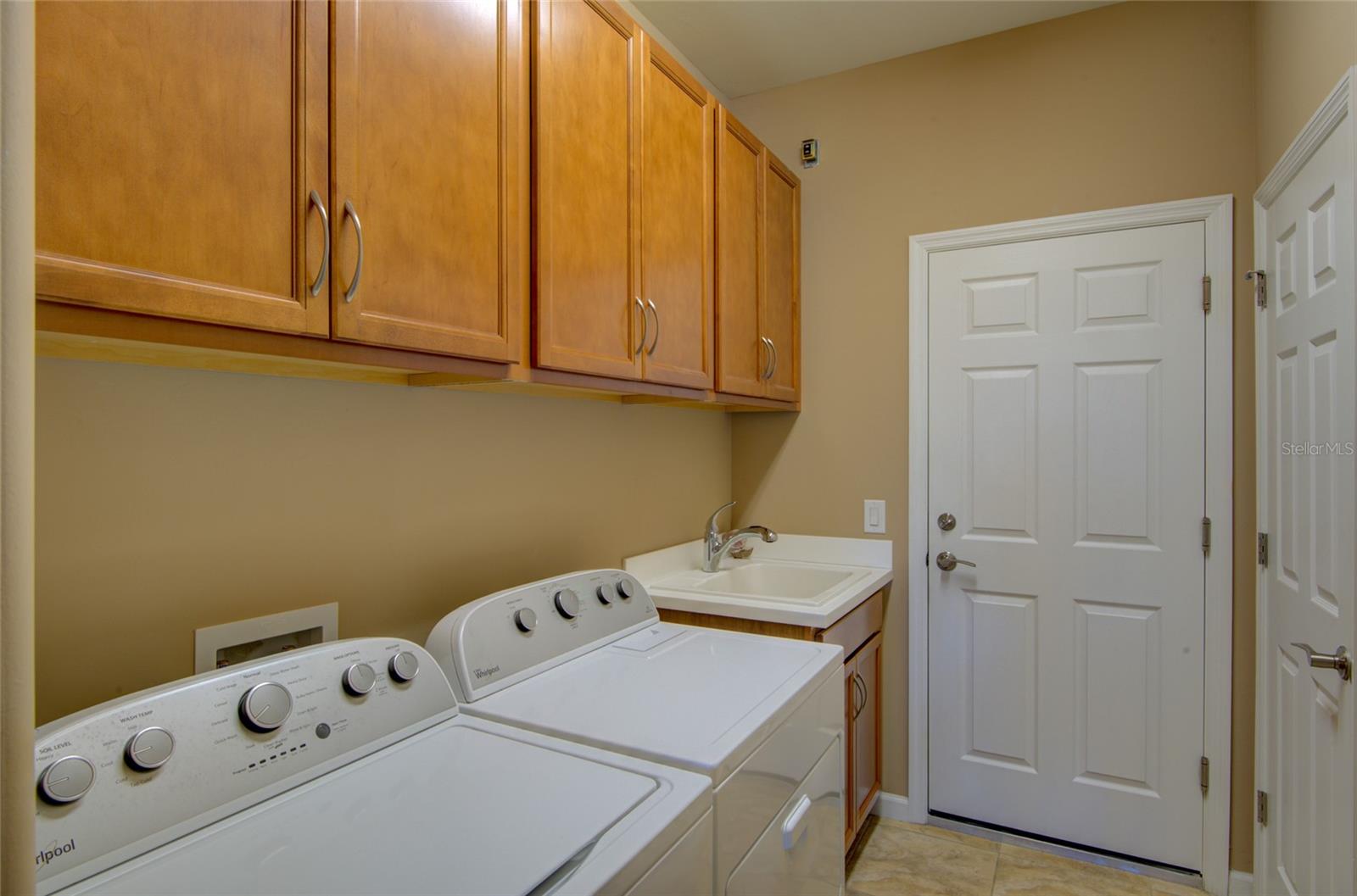 12232 Marsh Pointe Rd Property Photo 19