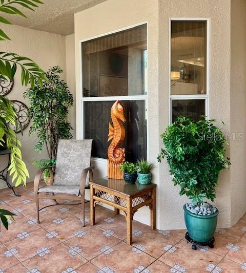 9611 Castle Point Dr #916 Property Photo 2