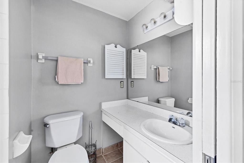 605 Orlando Avenue Property Photo 14
