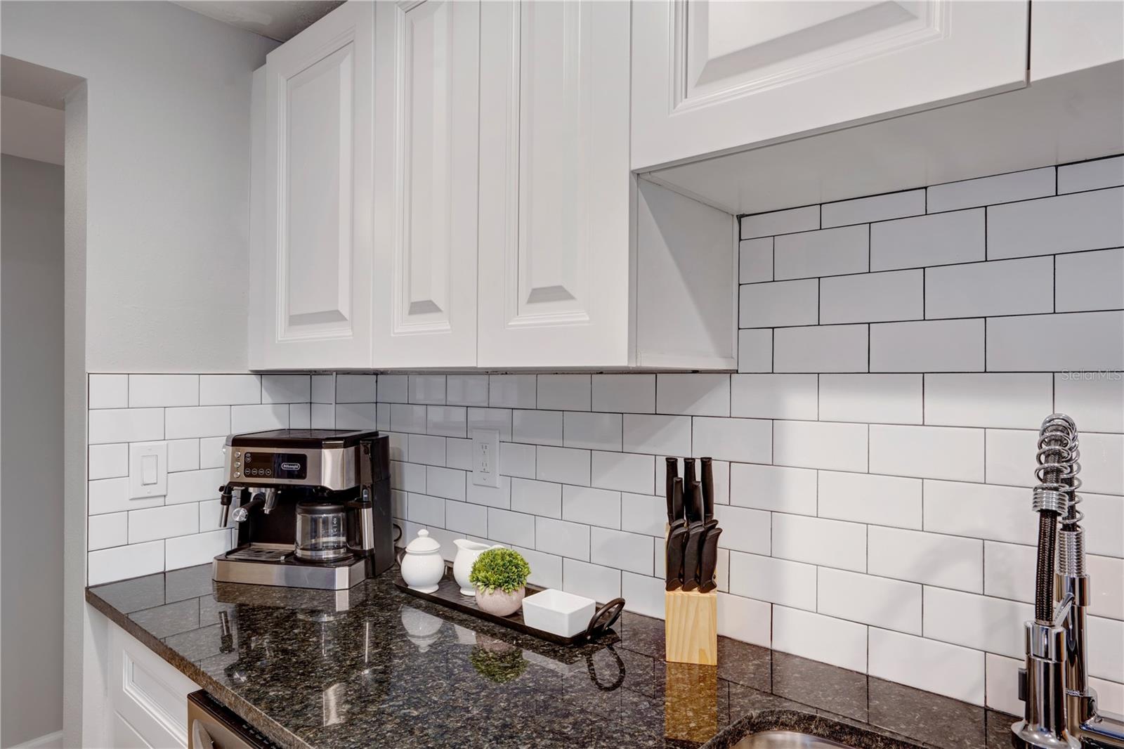 4705 Hollingsworth Ave #lower Property Photo 4