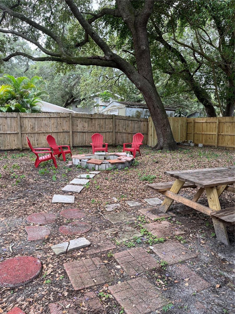 4705 Hollingsworth Ave #lower Property Photo 28
