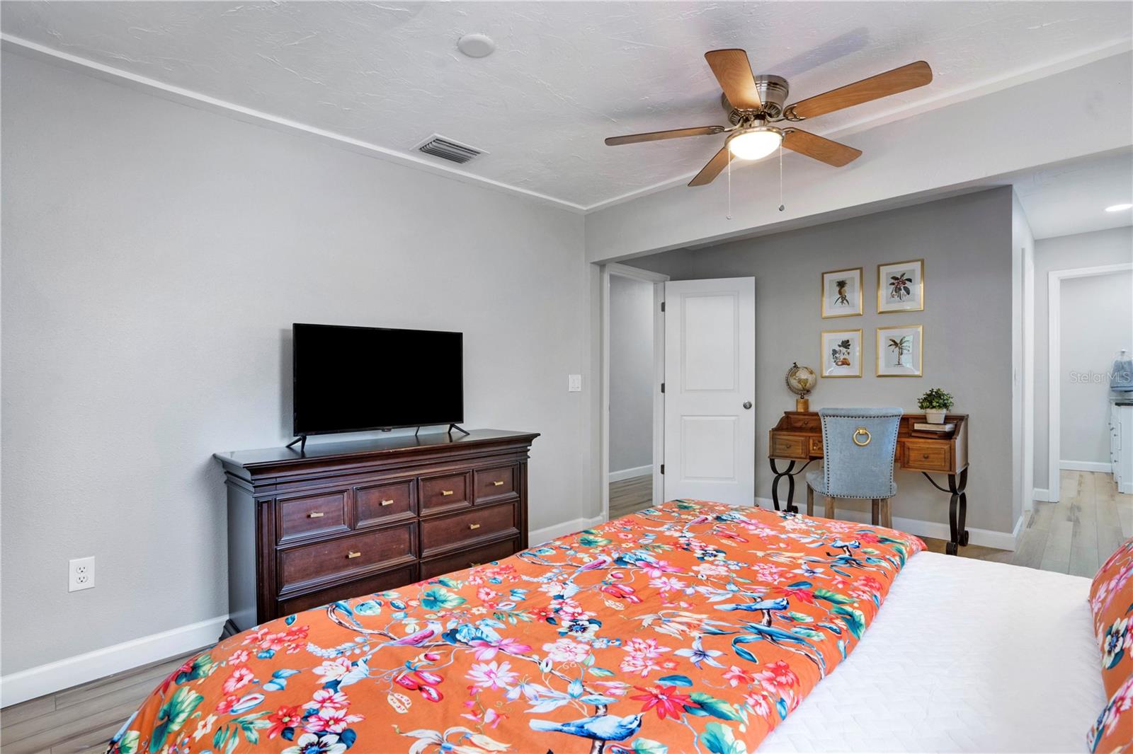 4705 Hollingsworth Ave Property Photo 21