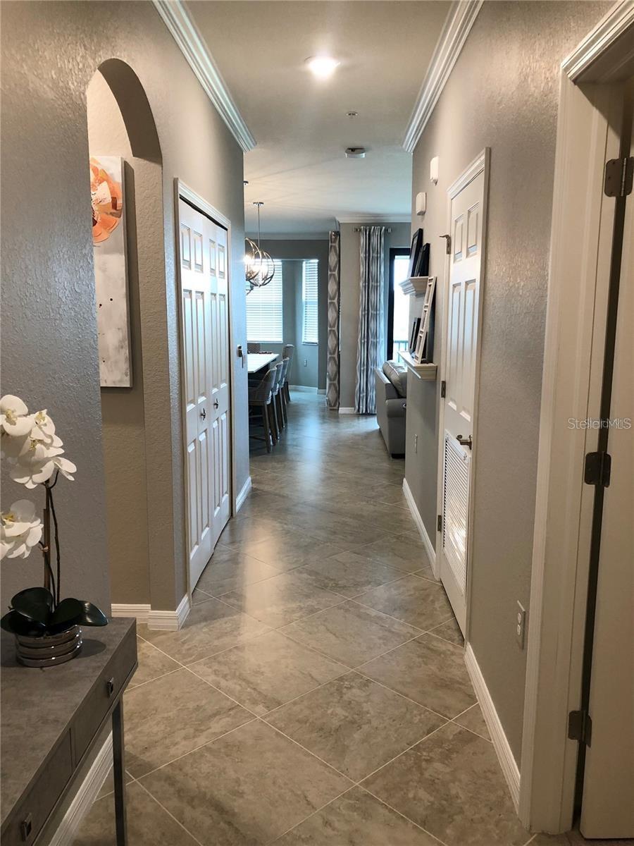 17510 Gawthrop Dr #405 Property Photo 2