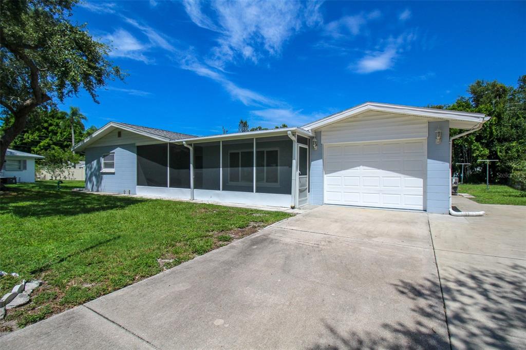 2521 Bismark Way Property Photo 3