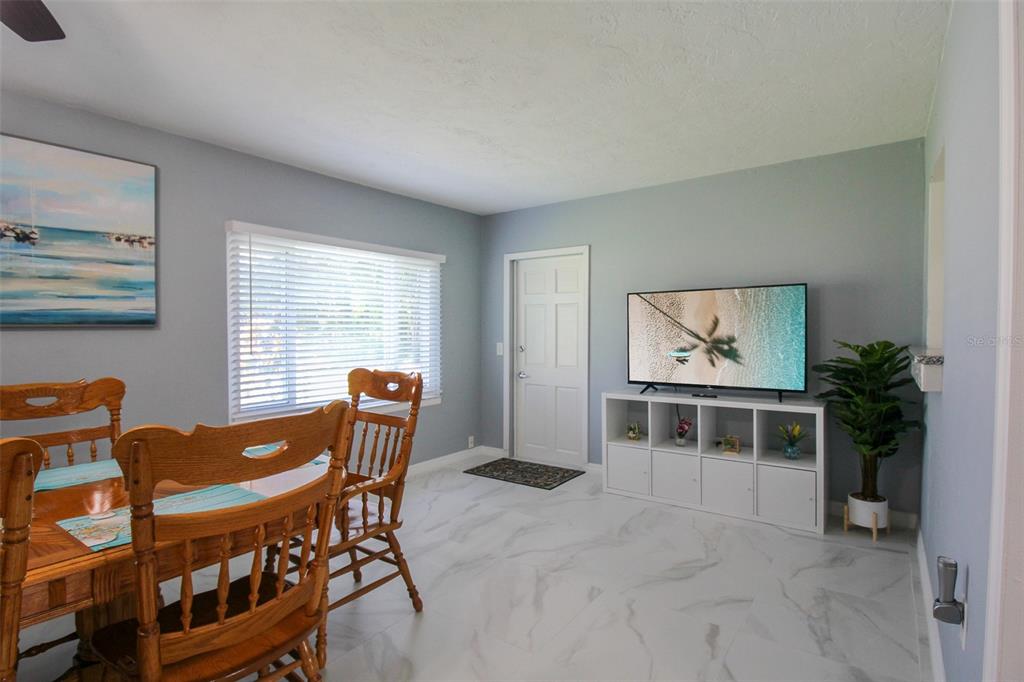 2521 Bismark Way Property Photo 18