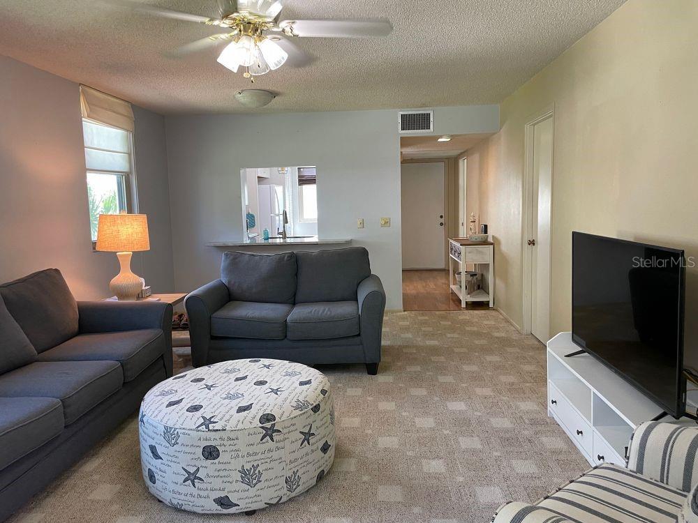 206 Lakewood Dr #206 Property Photo 7