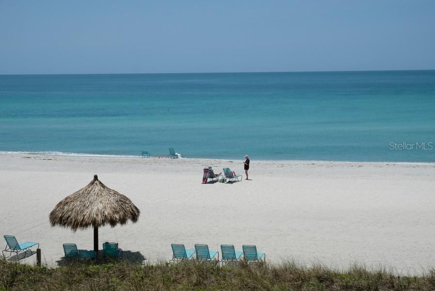 2425 Gulf Of Mexico Drive #7b Property Photo 6