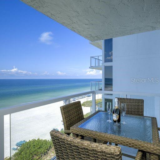 2425 Gulf Of Mexico Drive #7b Property Photo 9