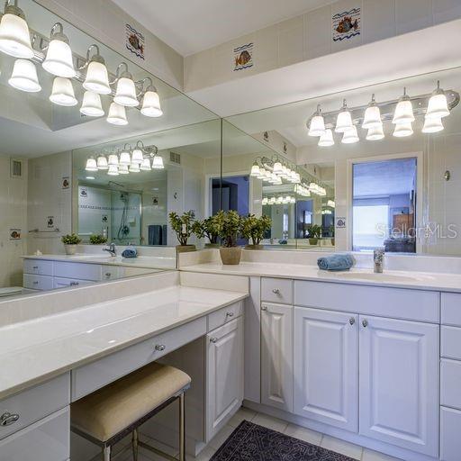 2425 Gulf Of Mexico Drive #7b Property Photo 24