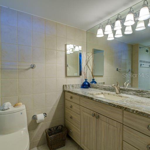 2425 Gulf Of Mexico Drive #7b Property Photo 26