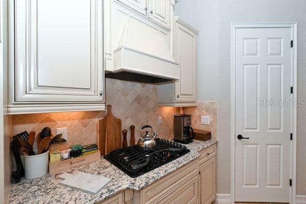 5507 Arnie Loop Property Photo 12