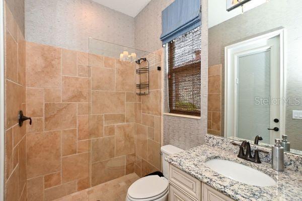 5507 Arnie Loop Property Photo 24