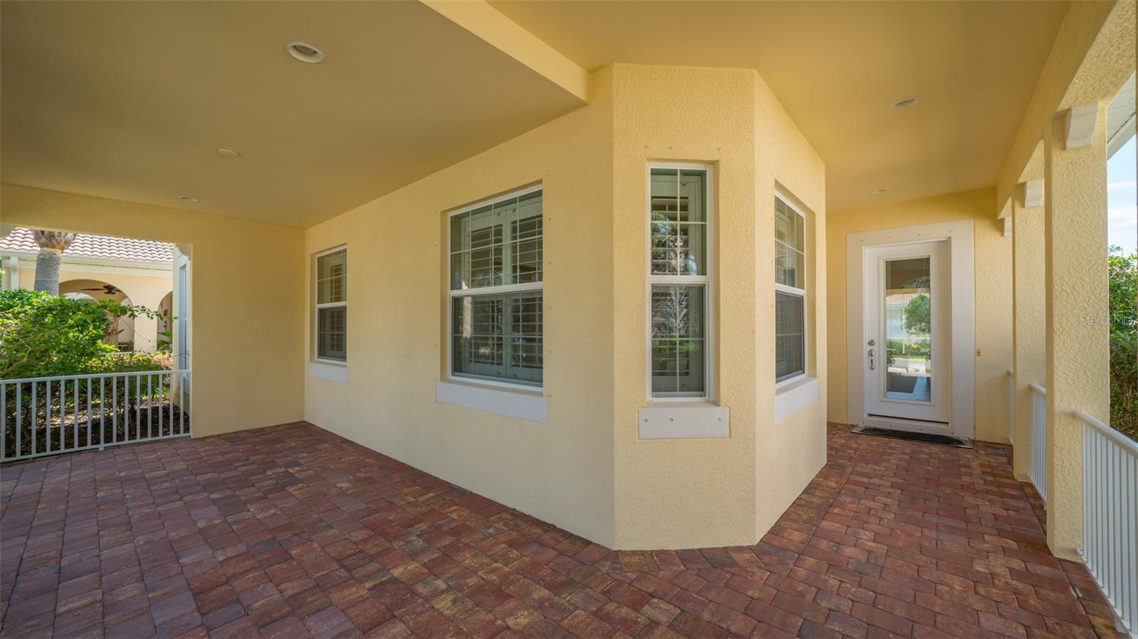 1498 Ernesto Dr Property Photo 4