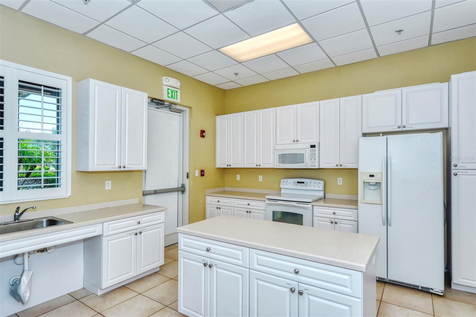 1498 Ernesto Dr Property Photo 41