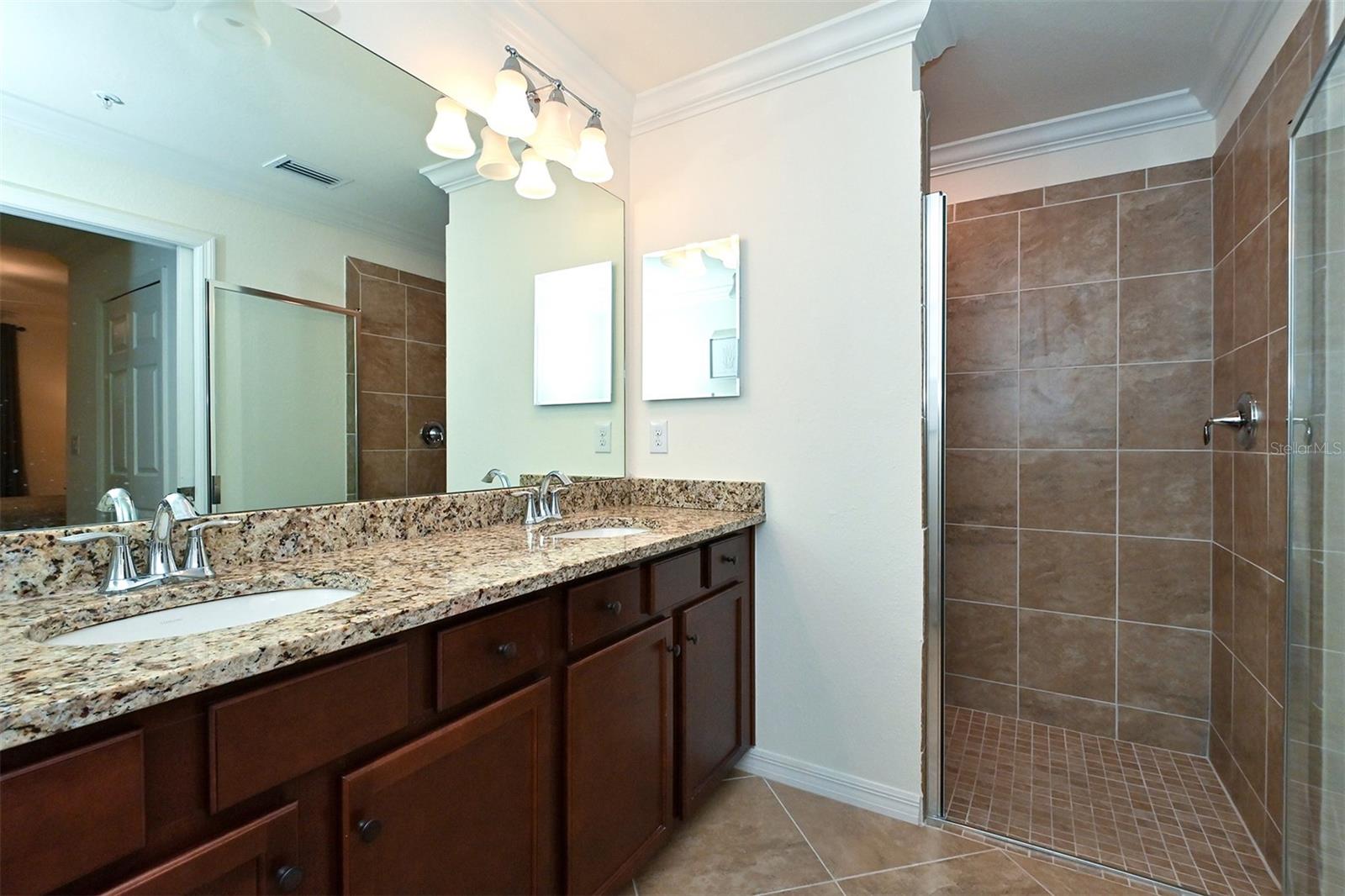 5567 Palmer Cir #104 Property Photo 23