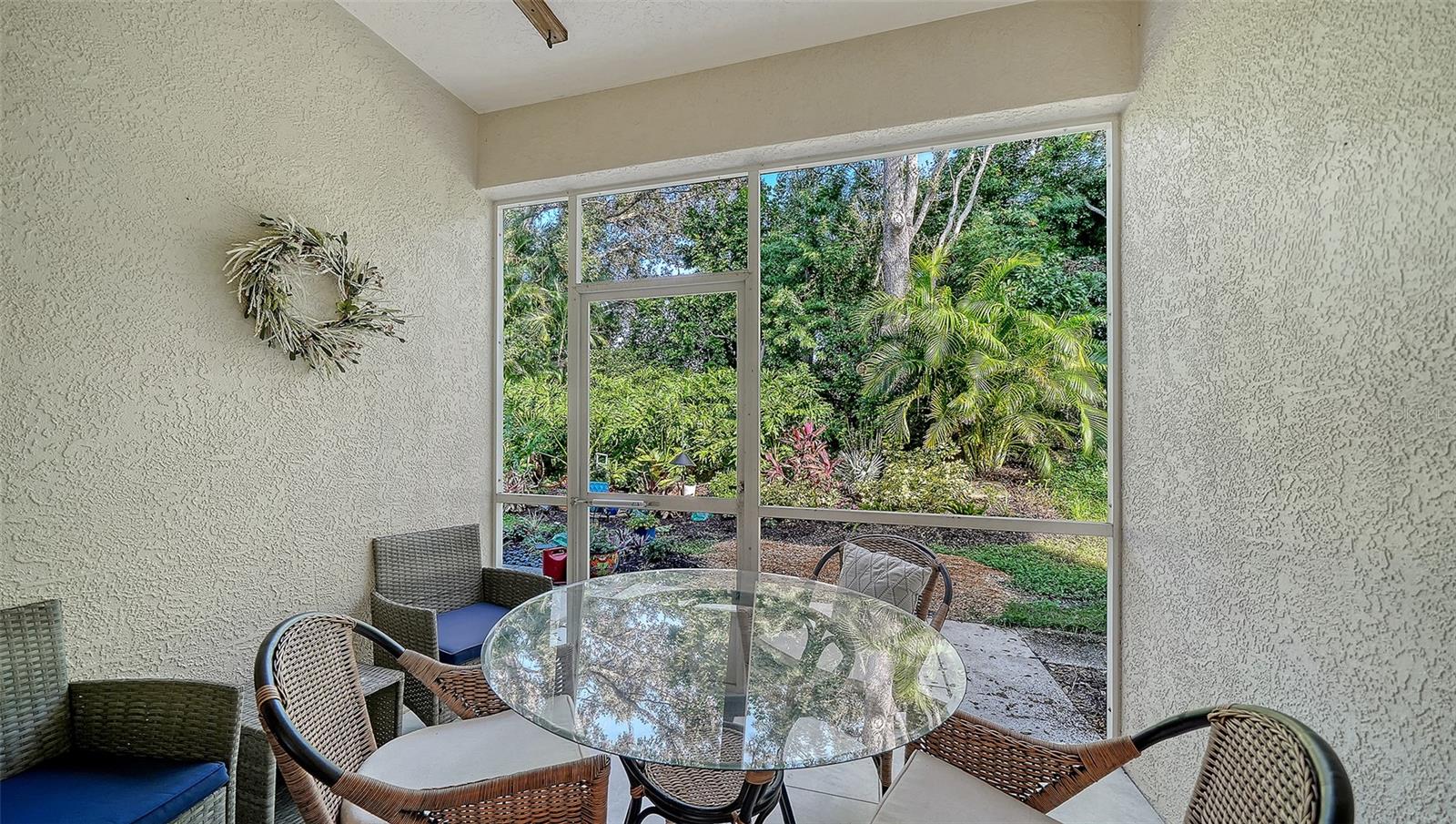 8375 Glenrose Way #211 Property Photo 7