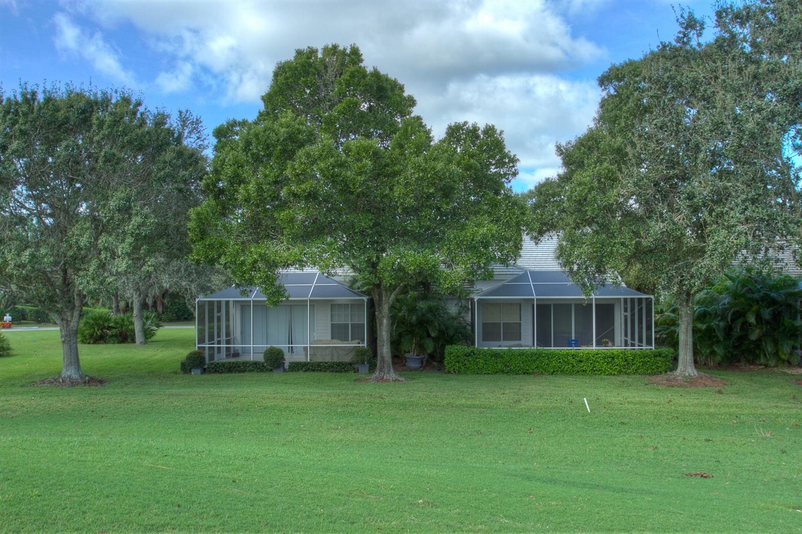 7911 Whitebridge Gln Property Photo 9