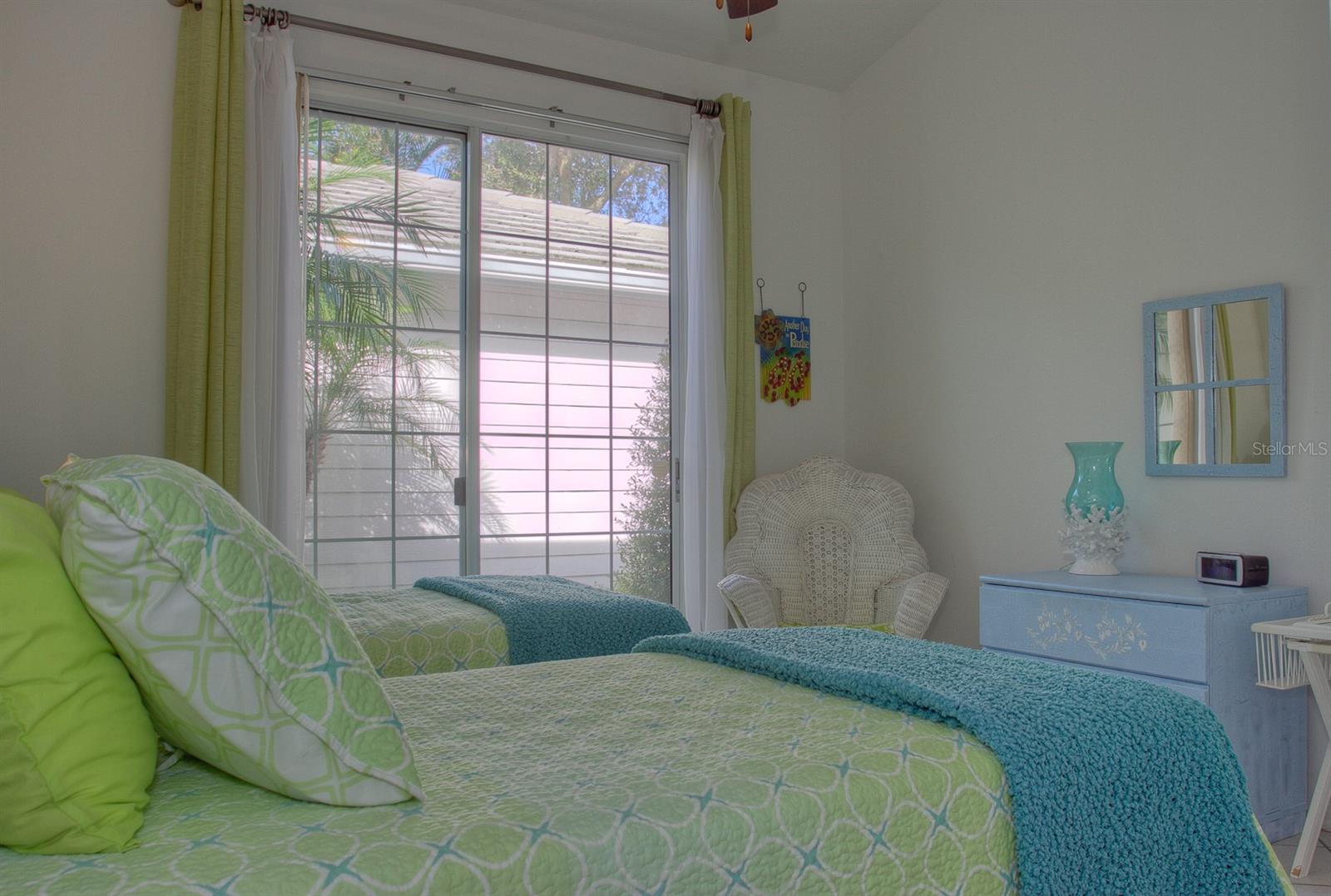 7911 Whitebridge Gln Property Photo 26