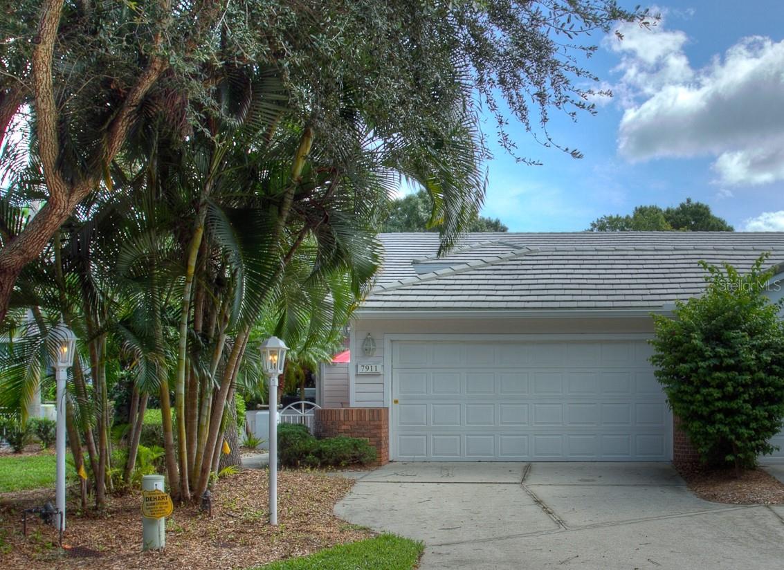 7911 Whitebridge Gln Property Photo 32
