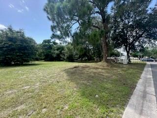 3910 Dunn Dr Property Photo 27
