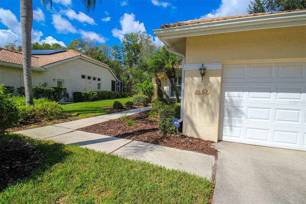 A4550645 Property Photo 6