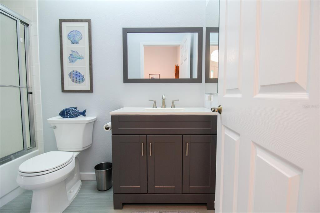 A4550645 Property Photo 15
