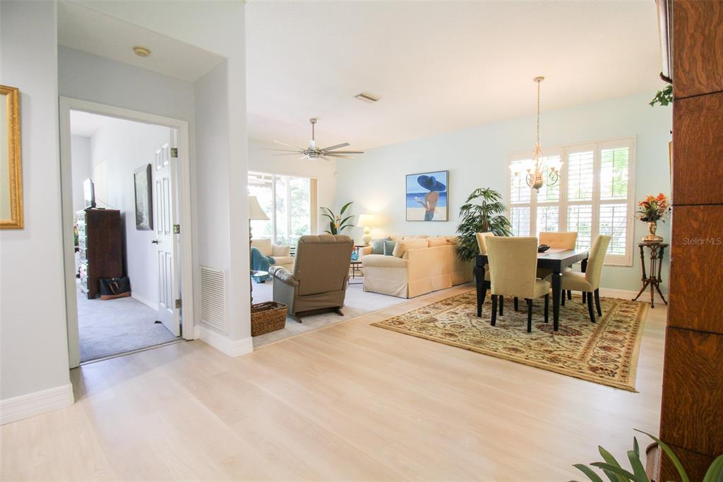 A4550645 Property Photo 17