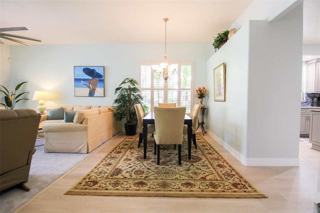 A4550645 Property Photo 18