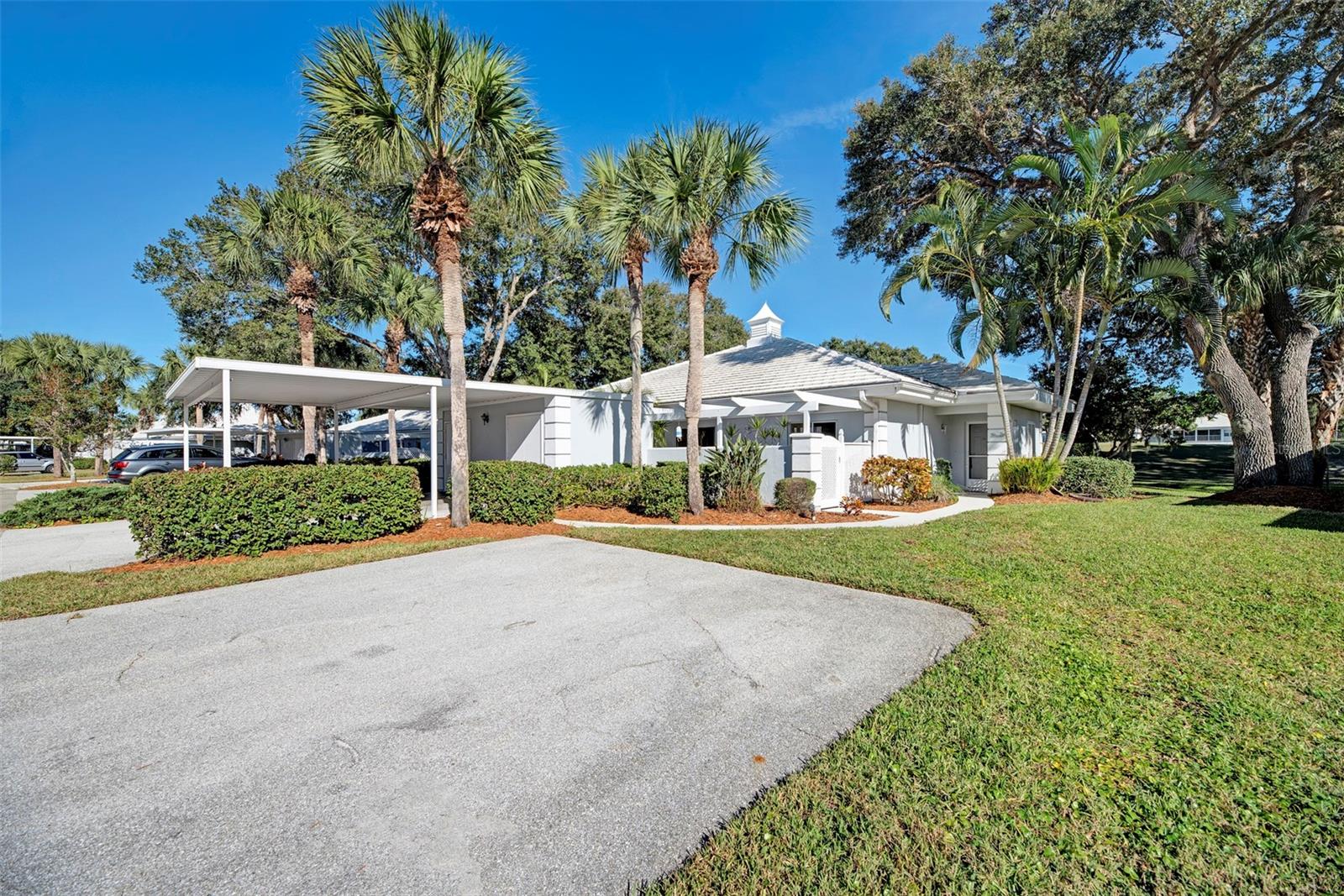 216 Cerromar Way S #30 Property Photo 6