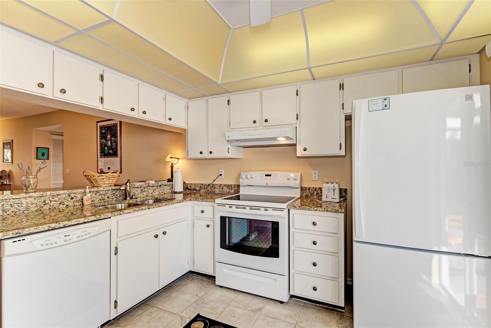 216 Cerromar Way S #30 Property Photo 22