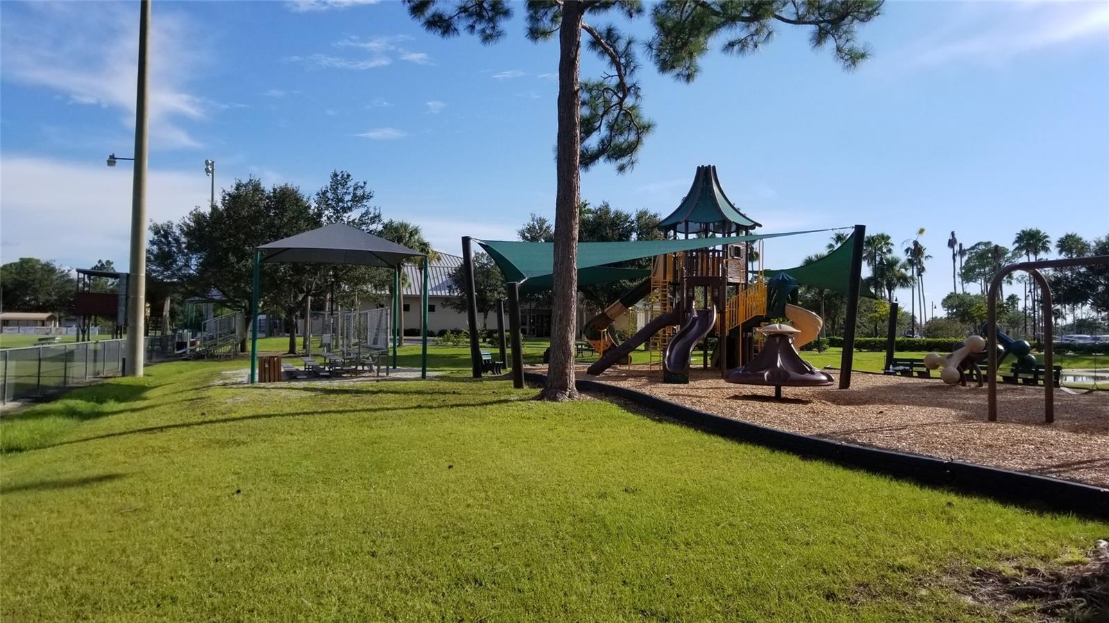 1127227518 Spiral Ln Property Photo 26