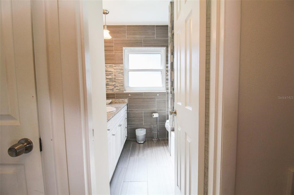 3223 Rowena St Property Photo 24