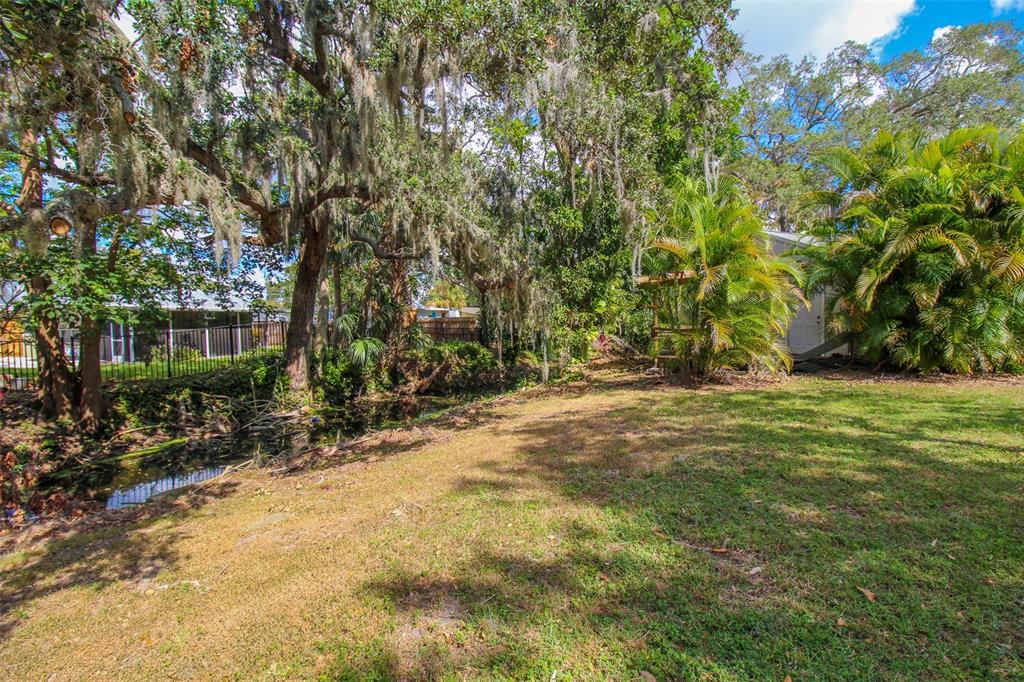 3223 Rowena St Property Photo 50