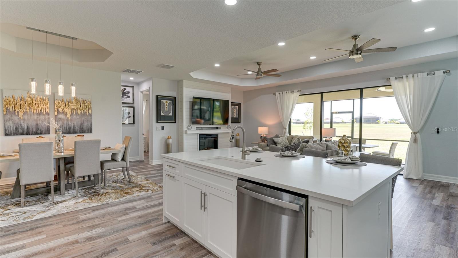 5725 Cheech Gln Property Photo 6